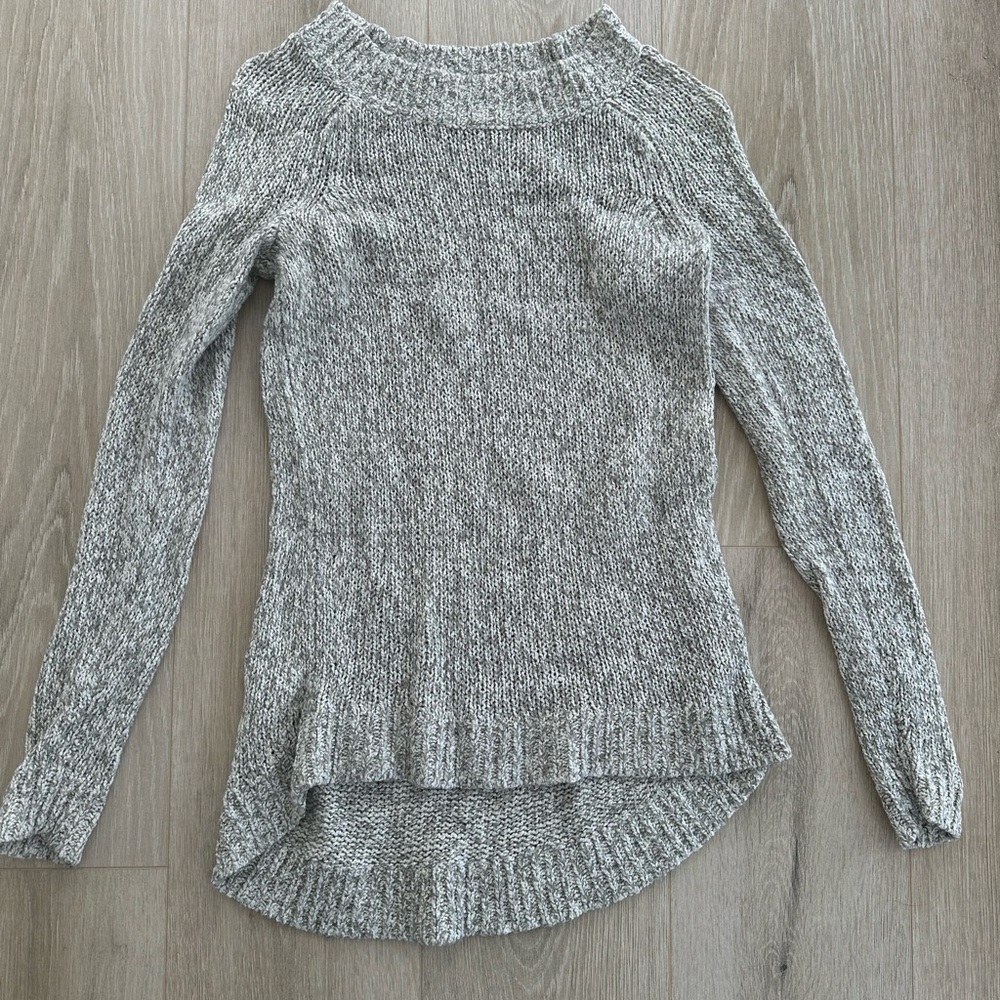 LOFT Heathered Gray Women's Sweater
